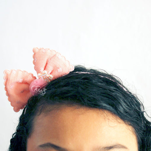 Tiara + Prendedor Lacinho Tule e Pompom - Imagem 2