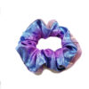 scrunchie holografica roxa e azul